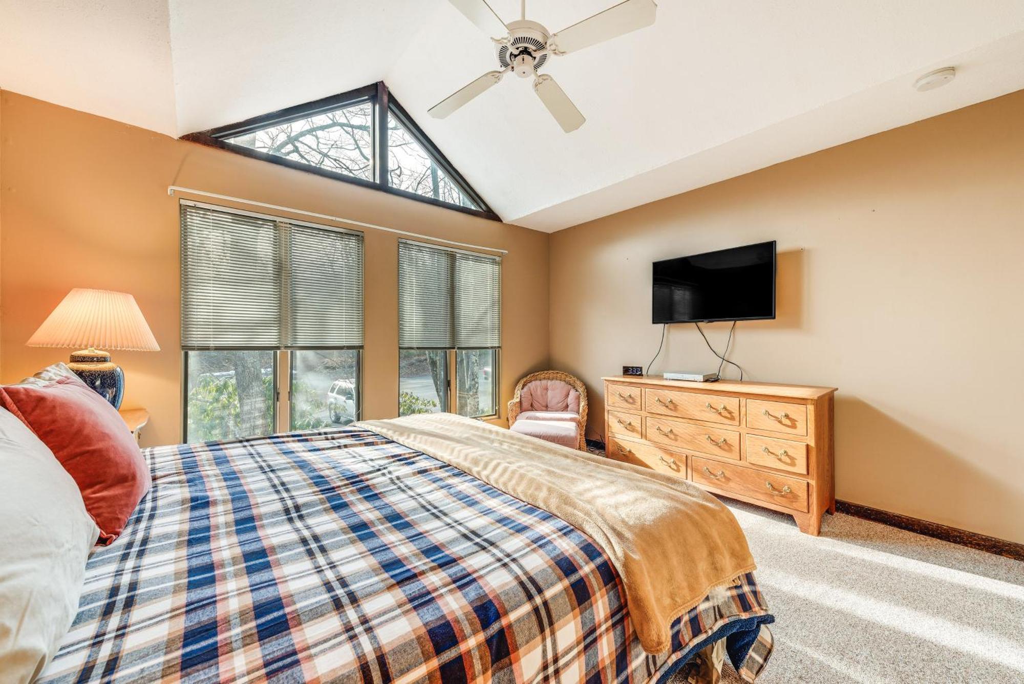 Holiday home Harmony Townhome With Community Access Lake Harmony