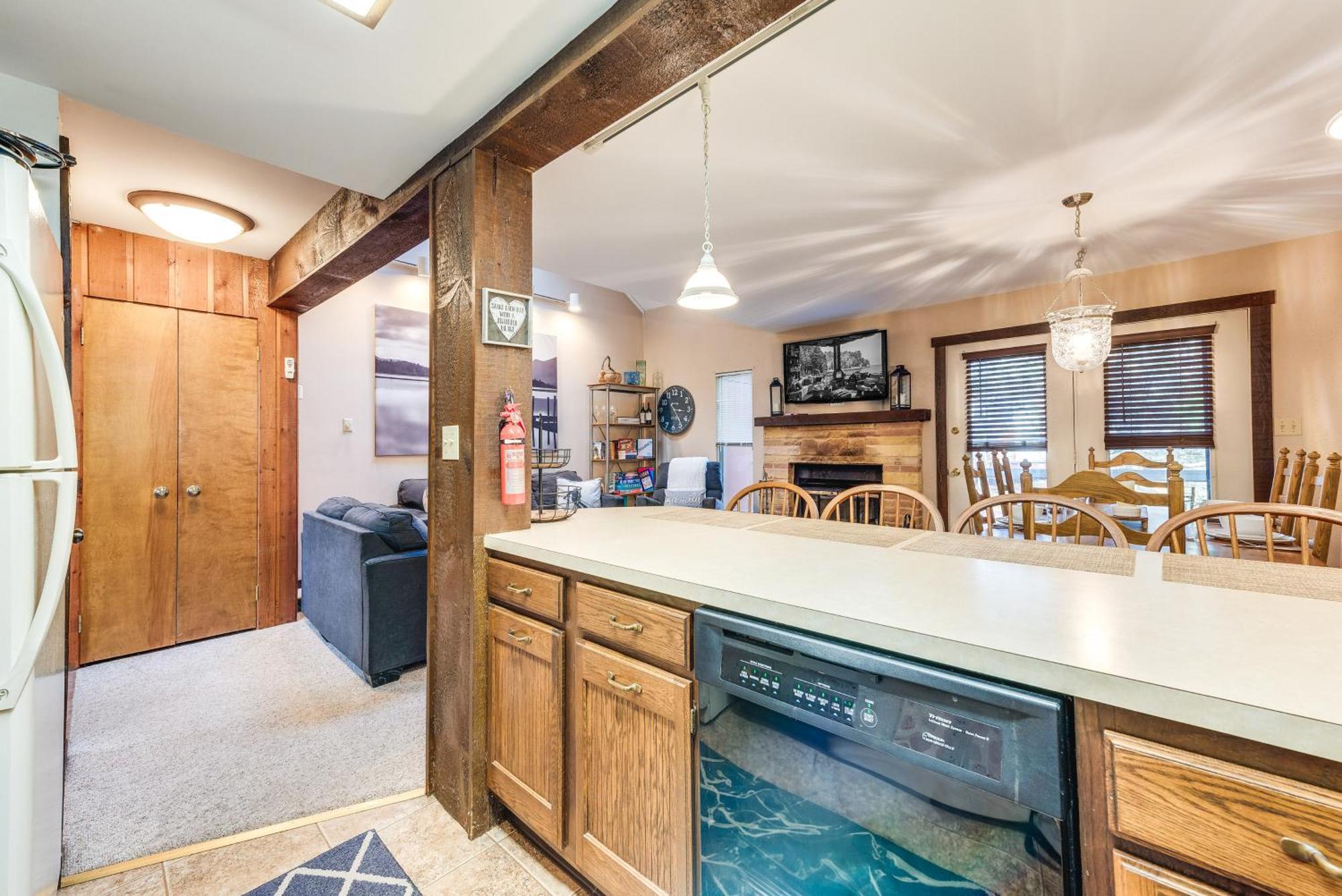 Harmony Townhome With Community Access